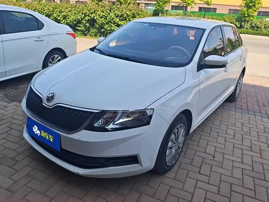 Rapid Spaceback 2019 Facelift 1.5L Automatic Standard Edition (China VI Emission Standard) — миниатюра 1