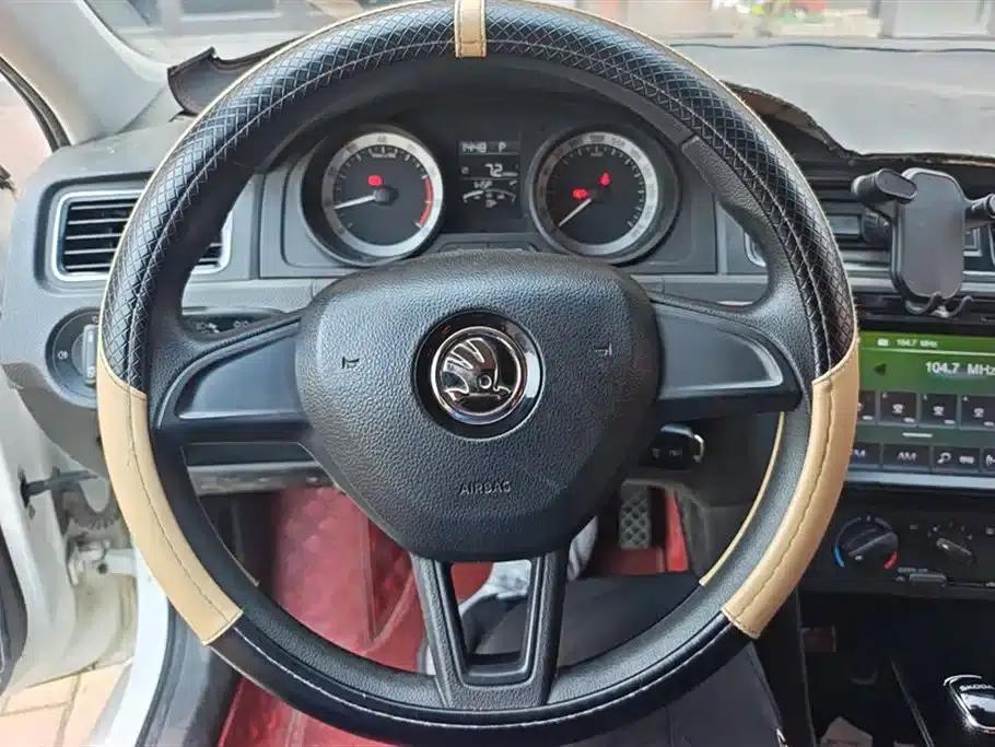 Rapid Spaceback 2019 Facelift 1.5L Automatic Standard Edition (China VI Emission Standard) — миниатюра 15