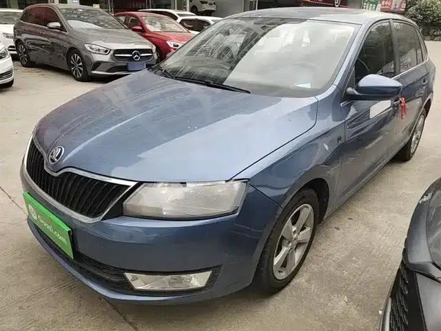 Rapid 2016 1.6L Manual Comfort Edition