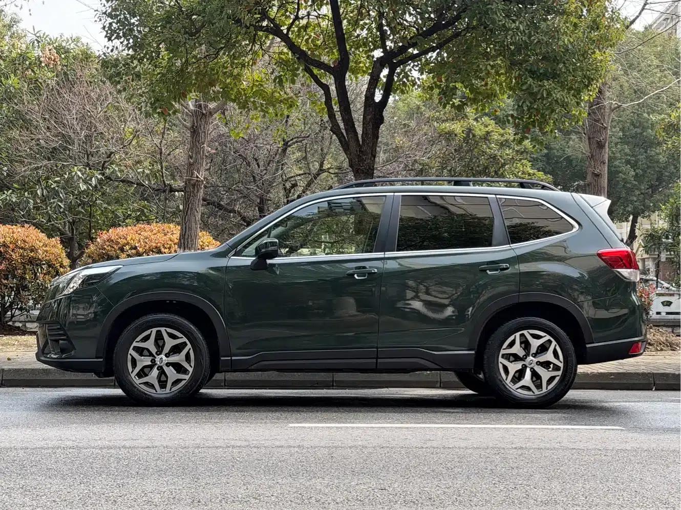 Forester 2022 2.0i AWD Luxury Edition EyeSight — миниатюра 3