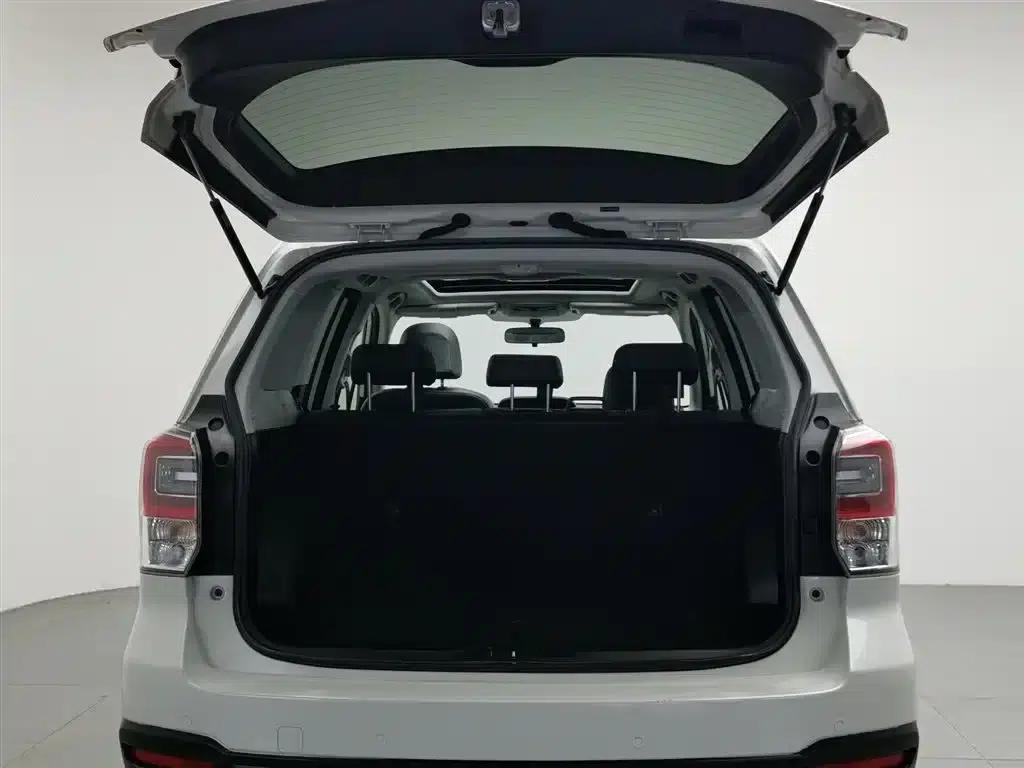 Forester 2016 2.0i Luxury Navigation Edition — миниатюра 16