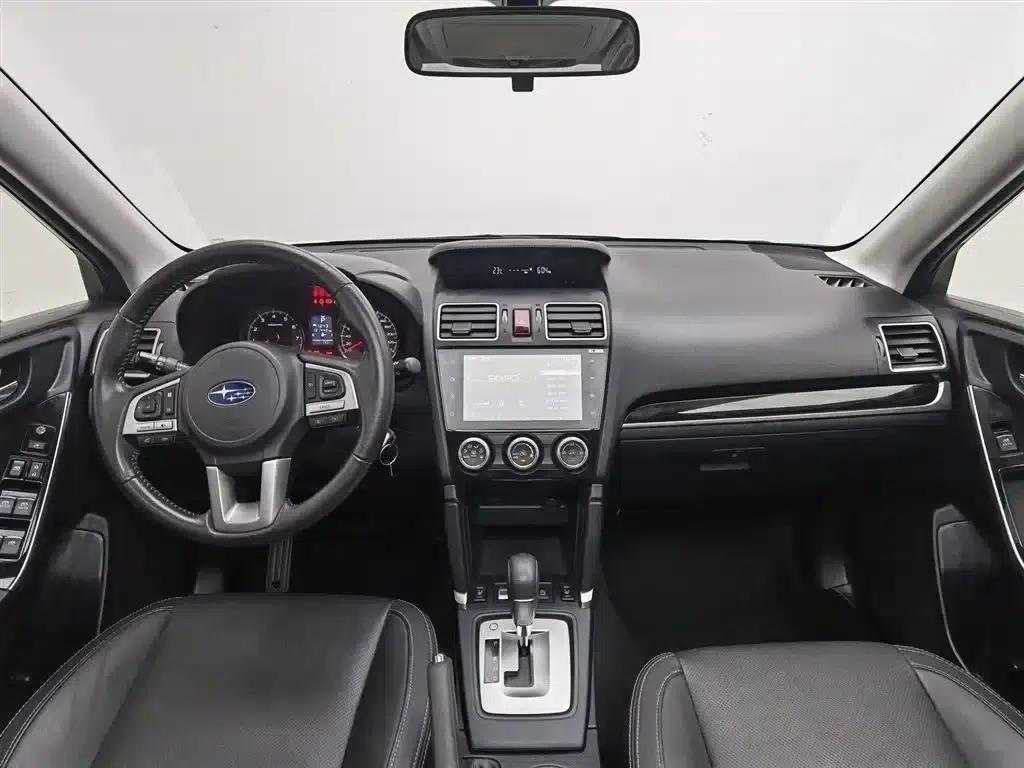Forester 2016 2.0i Luxury Navigation Edition — миниатюра 5