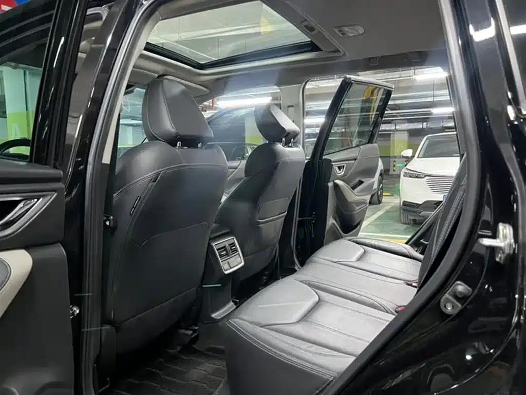 Forester 2022 2.0i AWD Luxury Edition EyeSight — миниатюра 8
