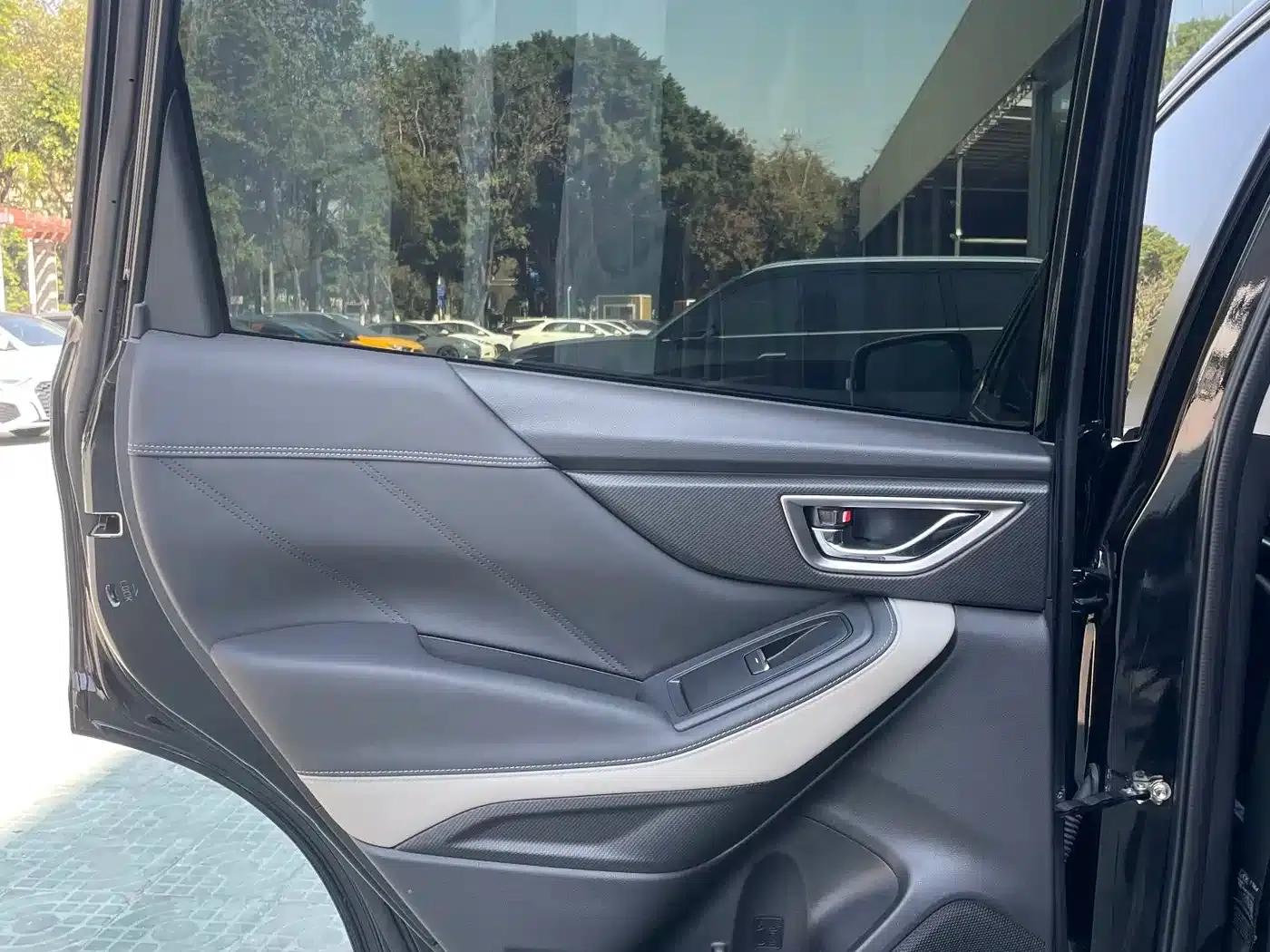 Forester 2022 2.0i AWD Flagship Edition EyeSight — миниатюра 18