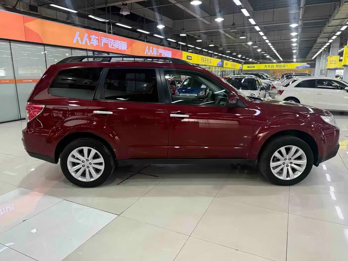 Forester 2011 2.5XS Automatic Luxury Edition — миниатюра 23