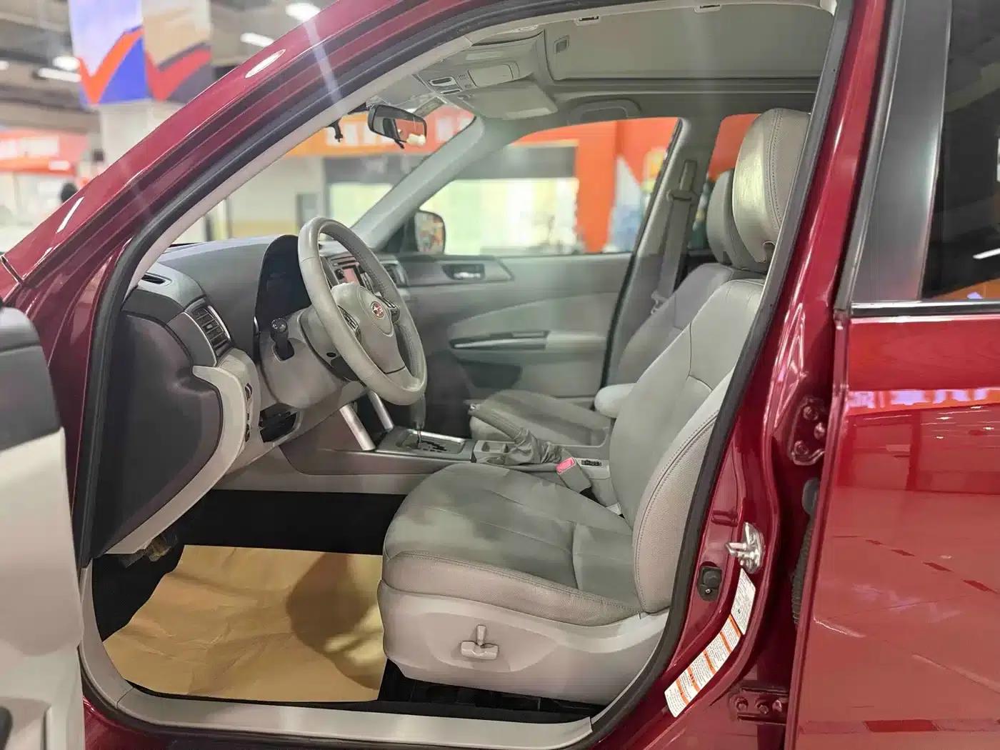 Forester 2011 2.5XS Automatic Luxury Edition — миниатюра 7