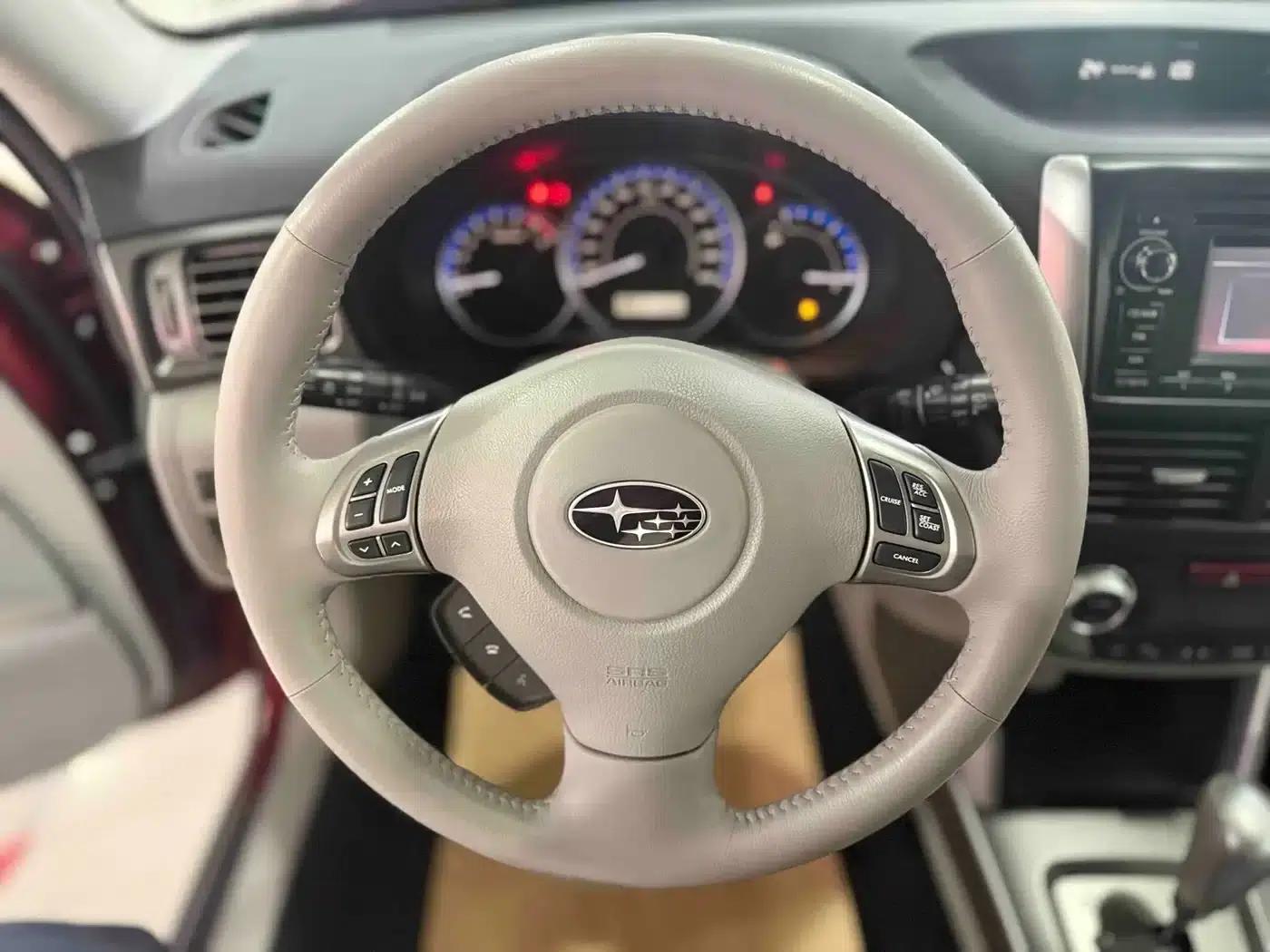 Forester 2011 2.5XS Automatic Luxury Edition — миниатюра 10