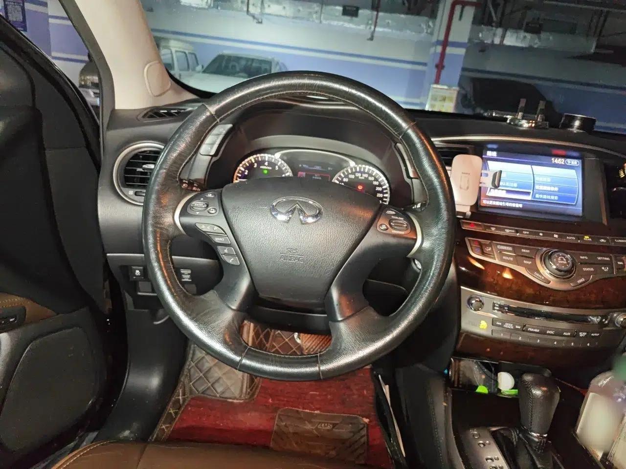 Infiniti QX60 2014 2.5 S/C Hybrid Two-Wheel Drive Excellence Edition — миниатюра 11