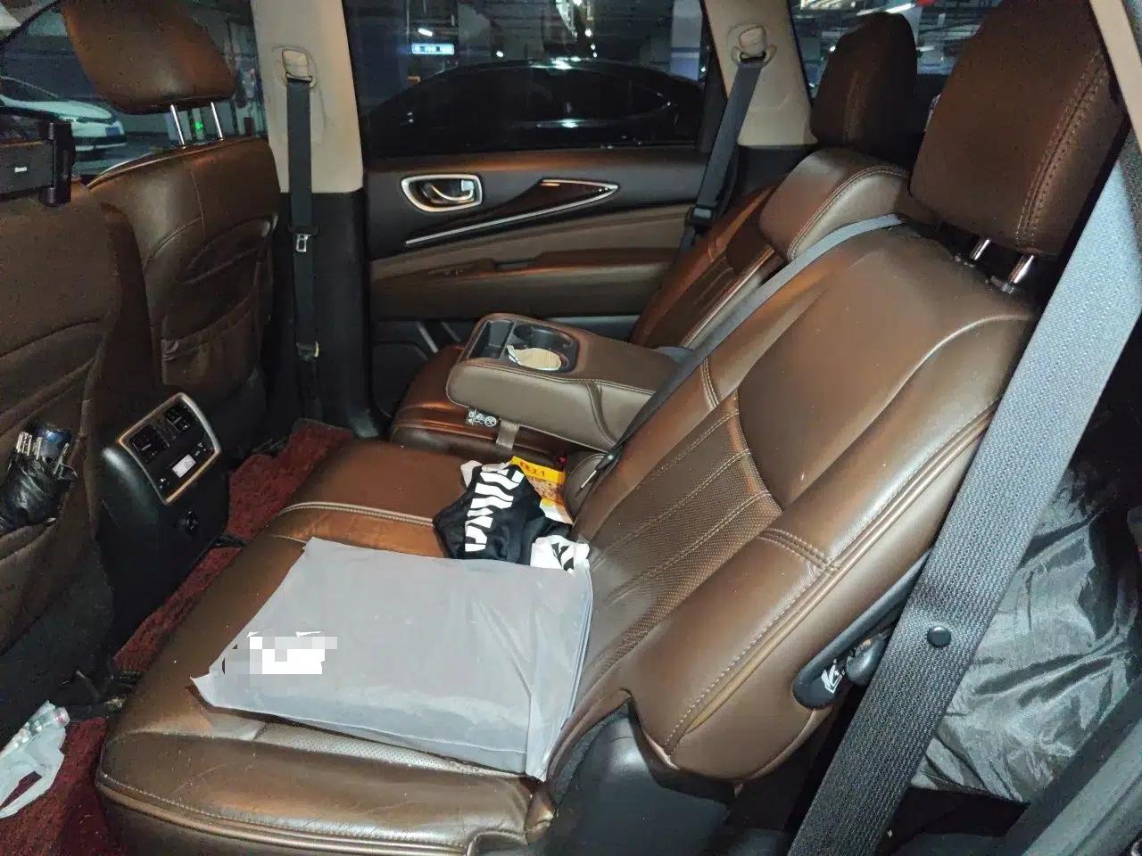 Infiniti QX60 2014 2.5 S/C Hybrid Two-Wheel Drive Excellence Edition — миниатюра 18
