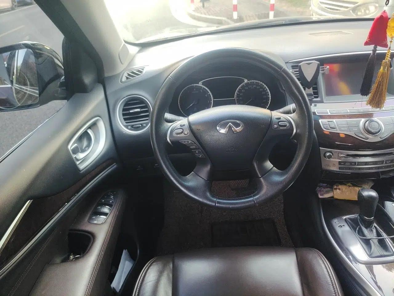 Infiniti QX60 2014 2.5 S/C Hybrid Two-Wheel Drive Excellence Edition — миниатюра 11