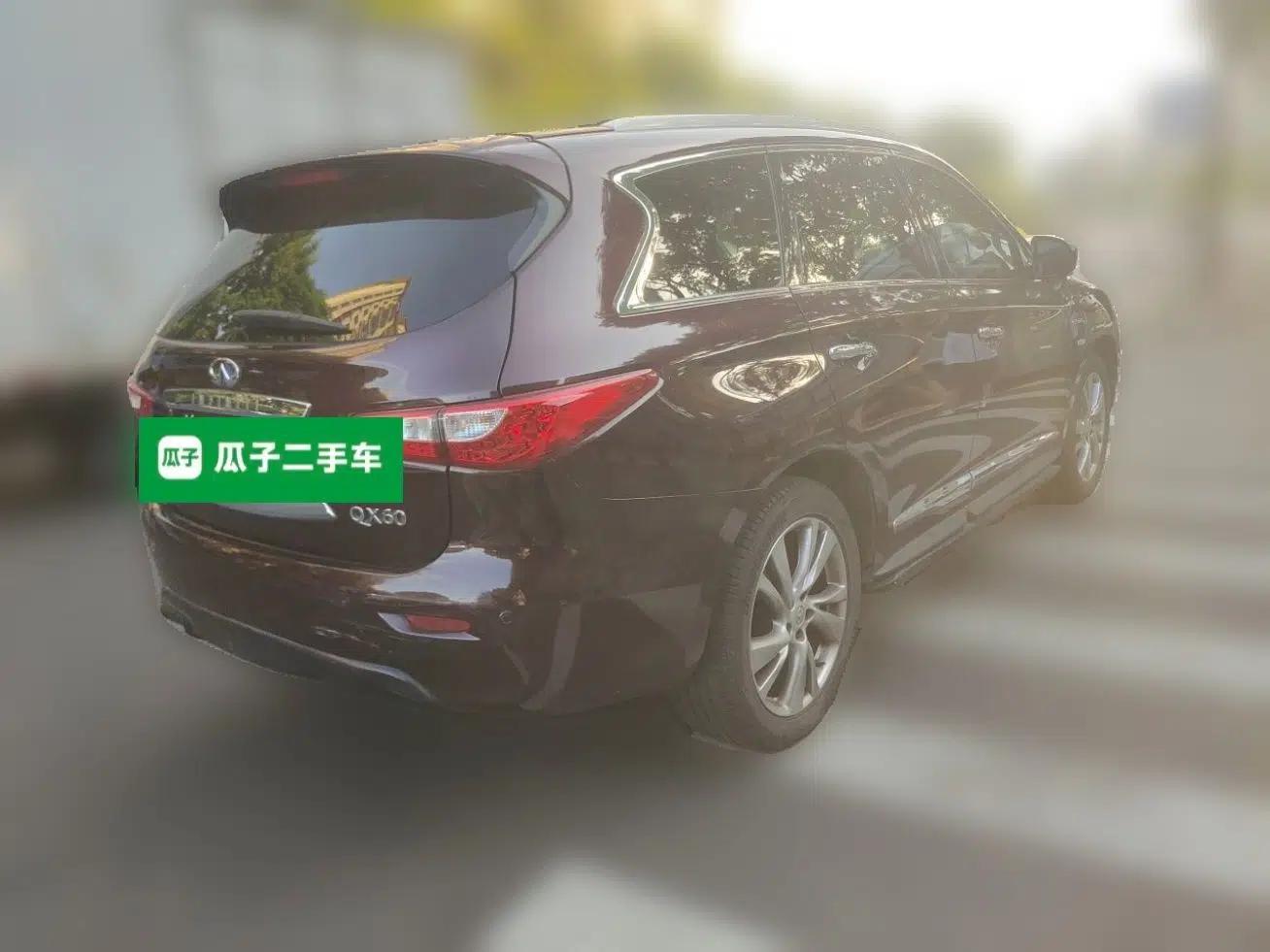 Infiniti QX60 2014 2.5 S/C Hybrid Two-Wheel Drive Excellence Edition — миниатюра 6