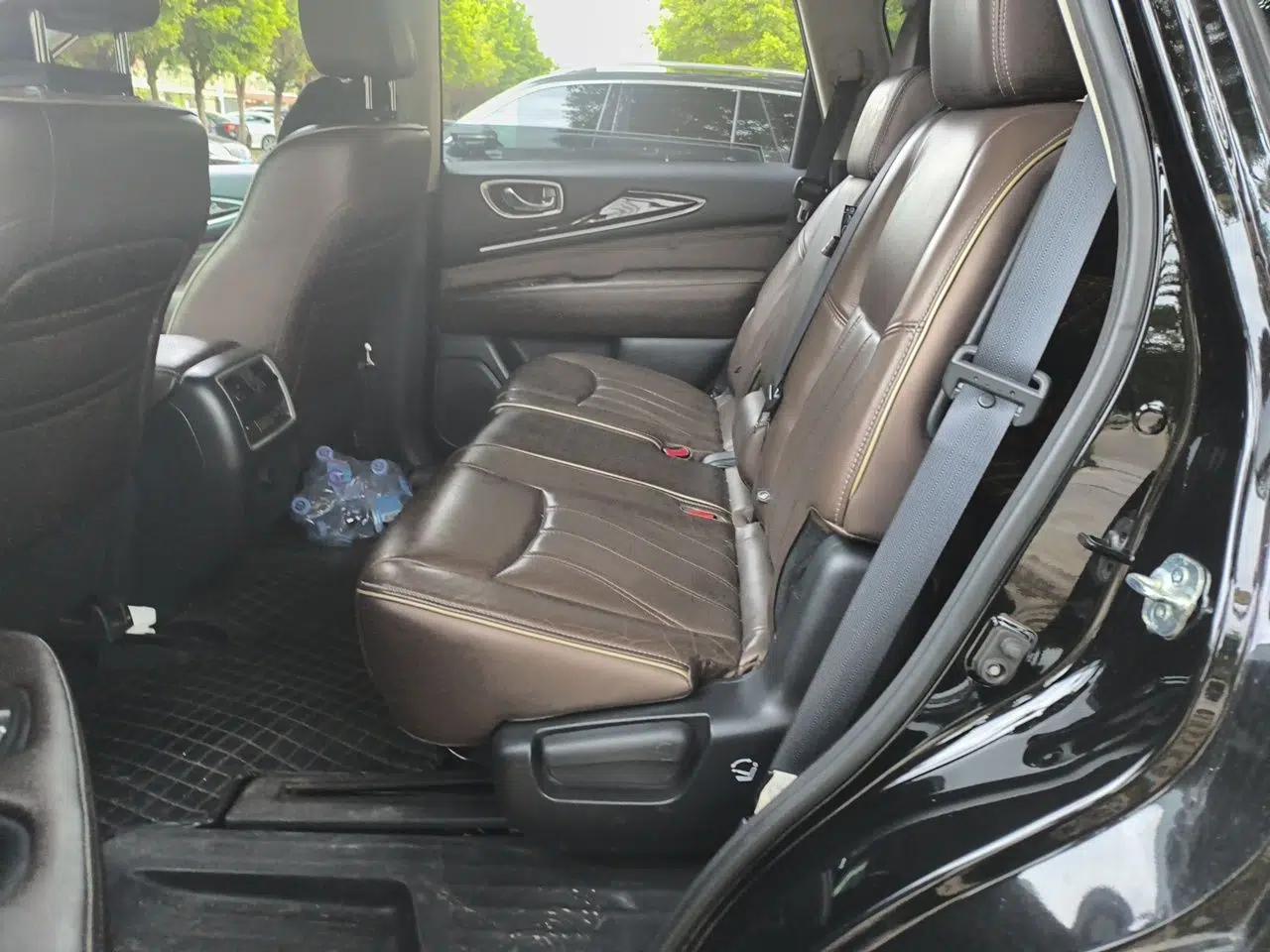 Infiniti QX60 2016 2.5 S/C Hybrid Two-Wheel-Drive Excellence Edition China V Standard — миниатюра 18
