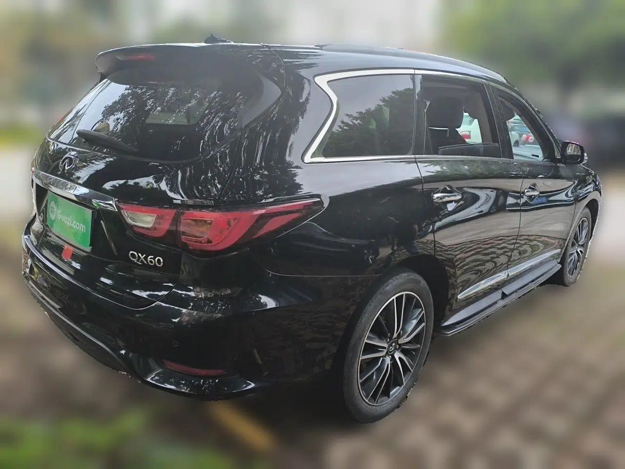 Infiniti QX60 2016 2.5 S/C Hybrid Two-Wheel-Drive Excellence Edition China V Standard — миниатюра 6