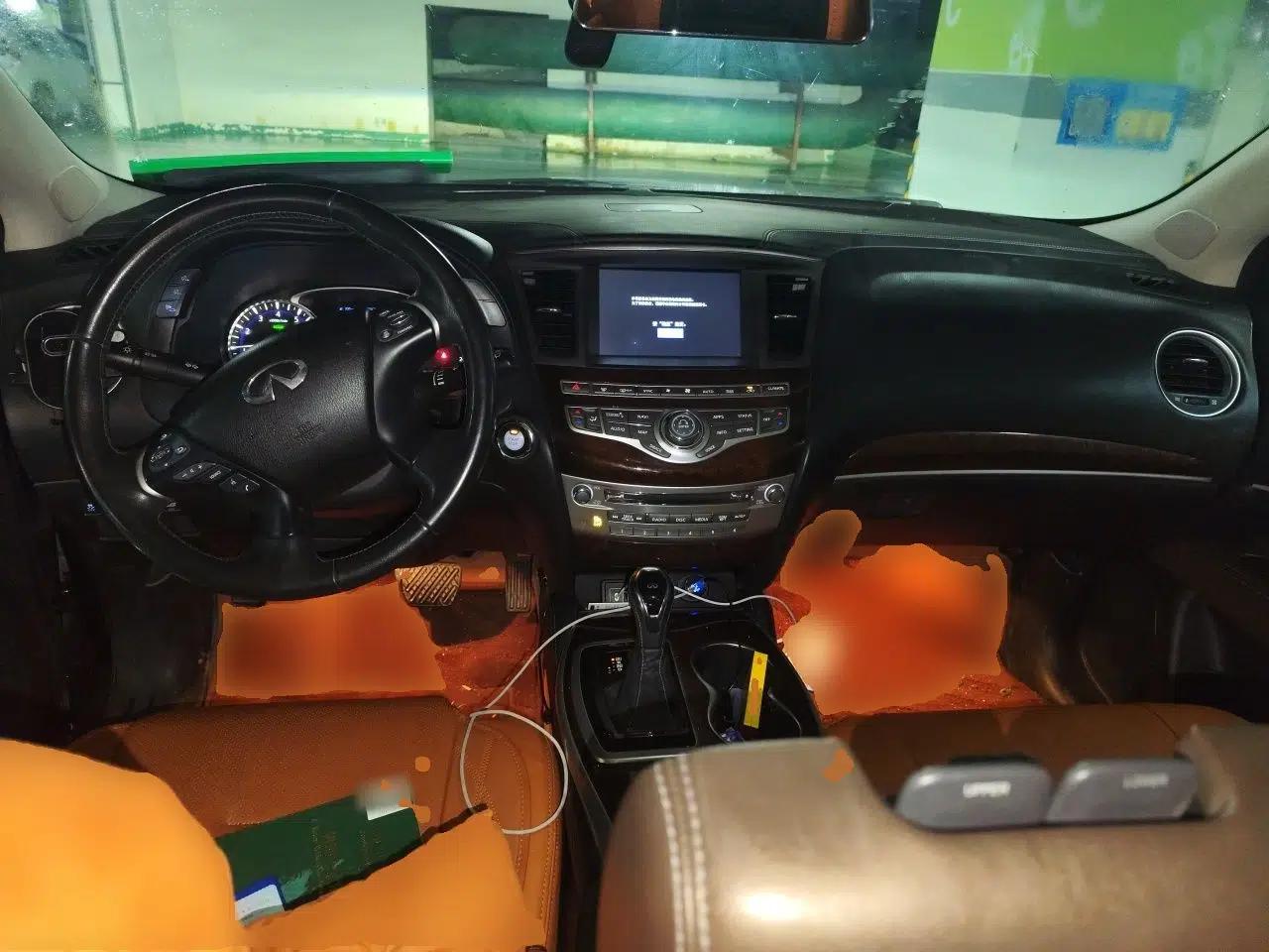 Infiniti QX60 2020 2.5 S/C Hybrid Two-Wheel-Drive Excellence Edition — миниатюра 10