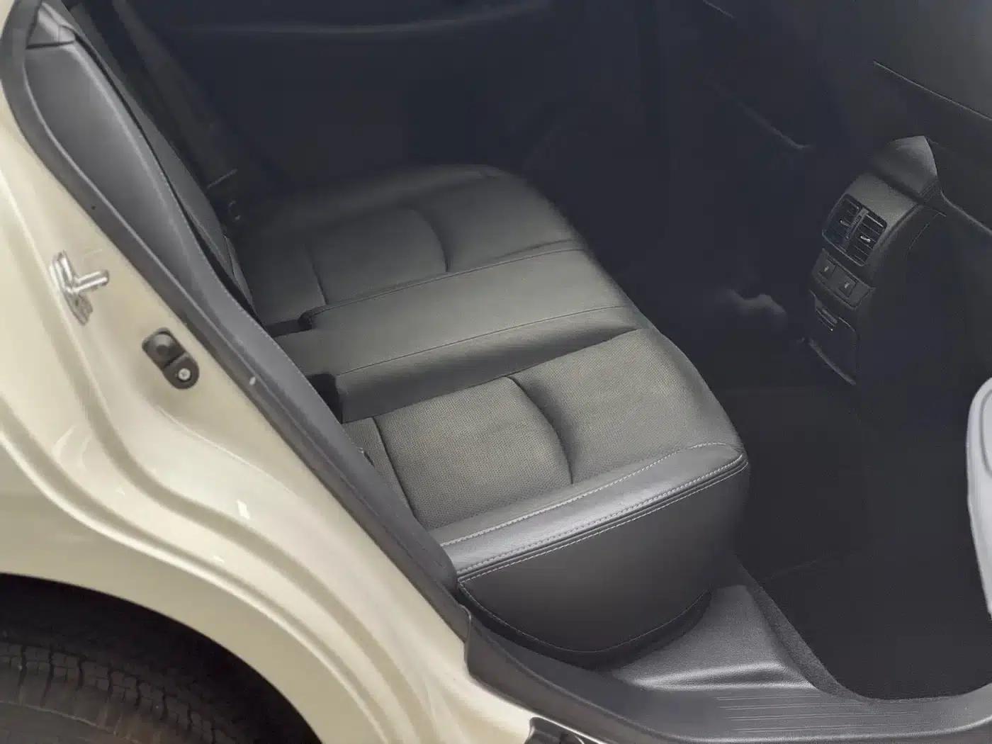 Outback 2015 2.5i Luxury Navigation Edition — миниатюра 12