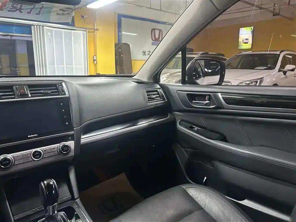 Outback 2017 2.5i Sport Navigation Edition EyeSight — миниатюра 17