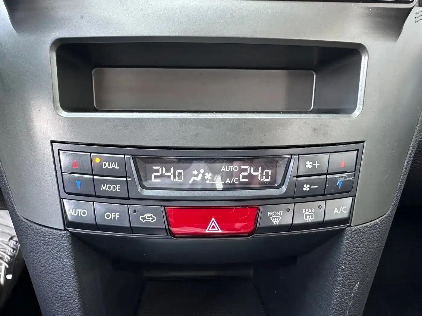 Outback 2014 2.5i Elegant Smart Edition — миниатюра 14