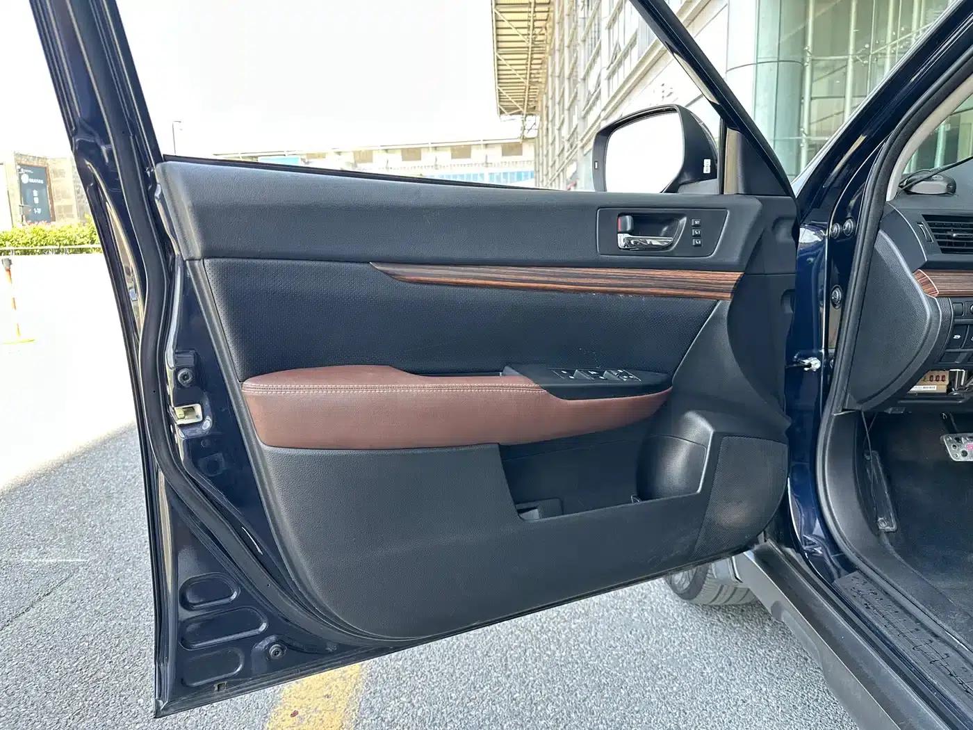 Outback 2014 2.5i Elegant Smart Edition — миниатюра 19