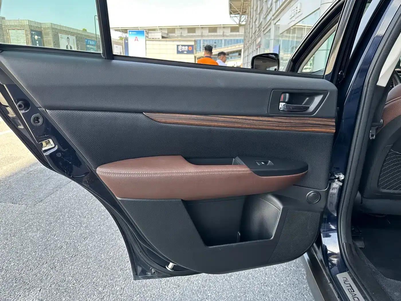 Outback 2014 2.5i Elegant Smart Edition — миниатюра 21