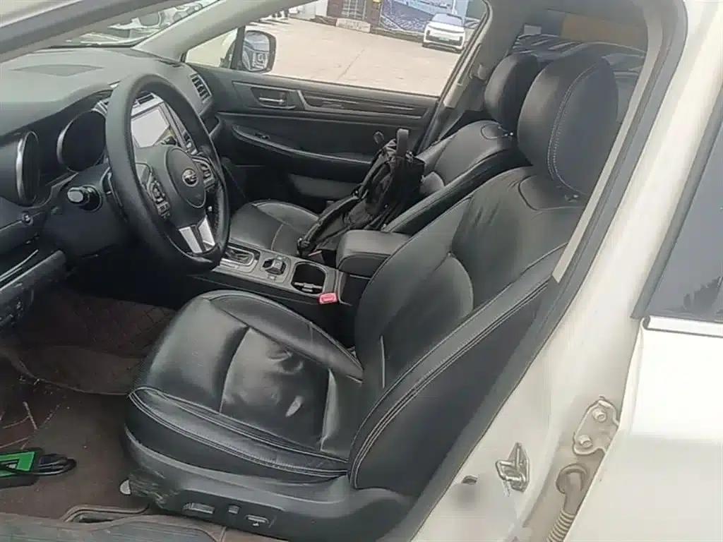 Outback 2015 2.5i Sport Navigation Edition — миниатюра 15