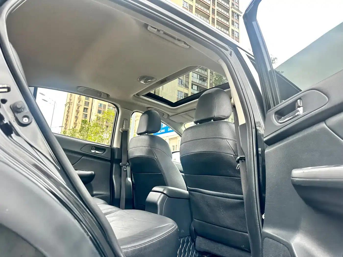 Subaru XV 2015 2.0i Elite Edition — миниатюра 22