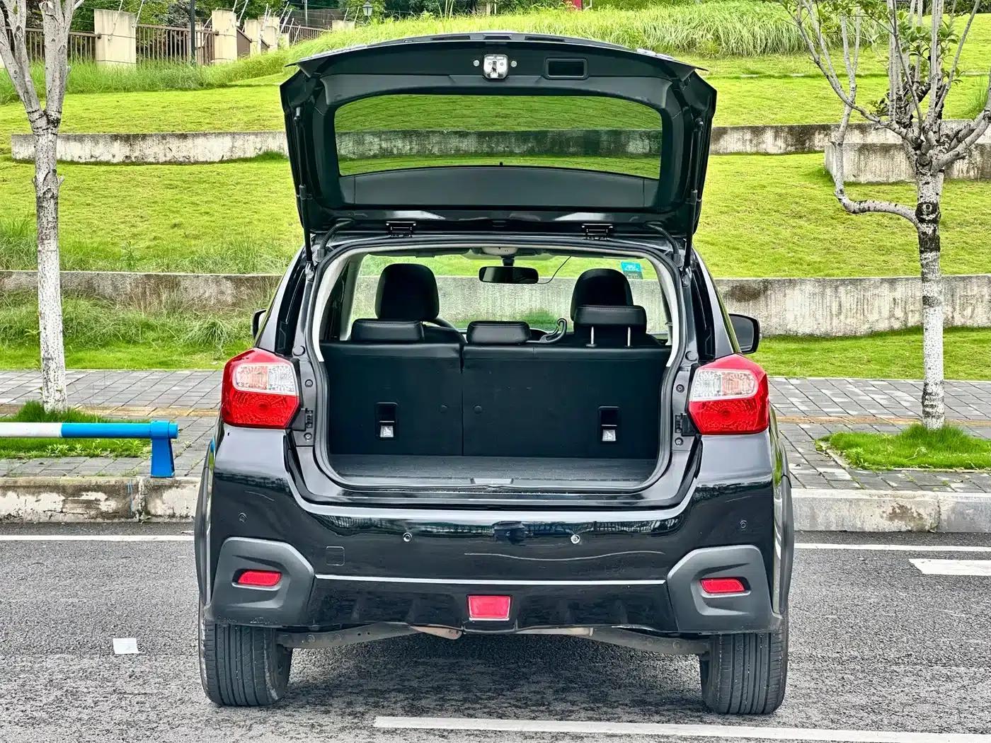 Subaru XV 2015 2.0i Elite Edition — миниатюра 7