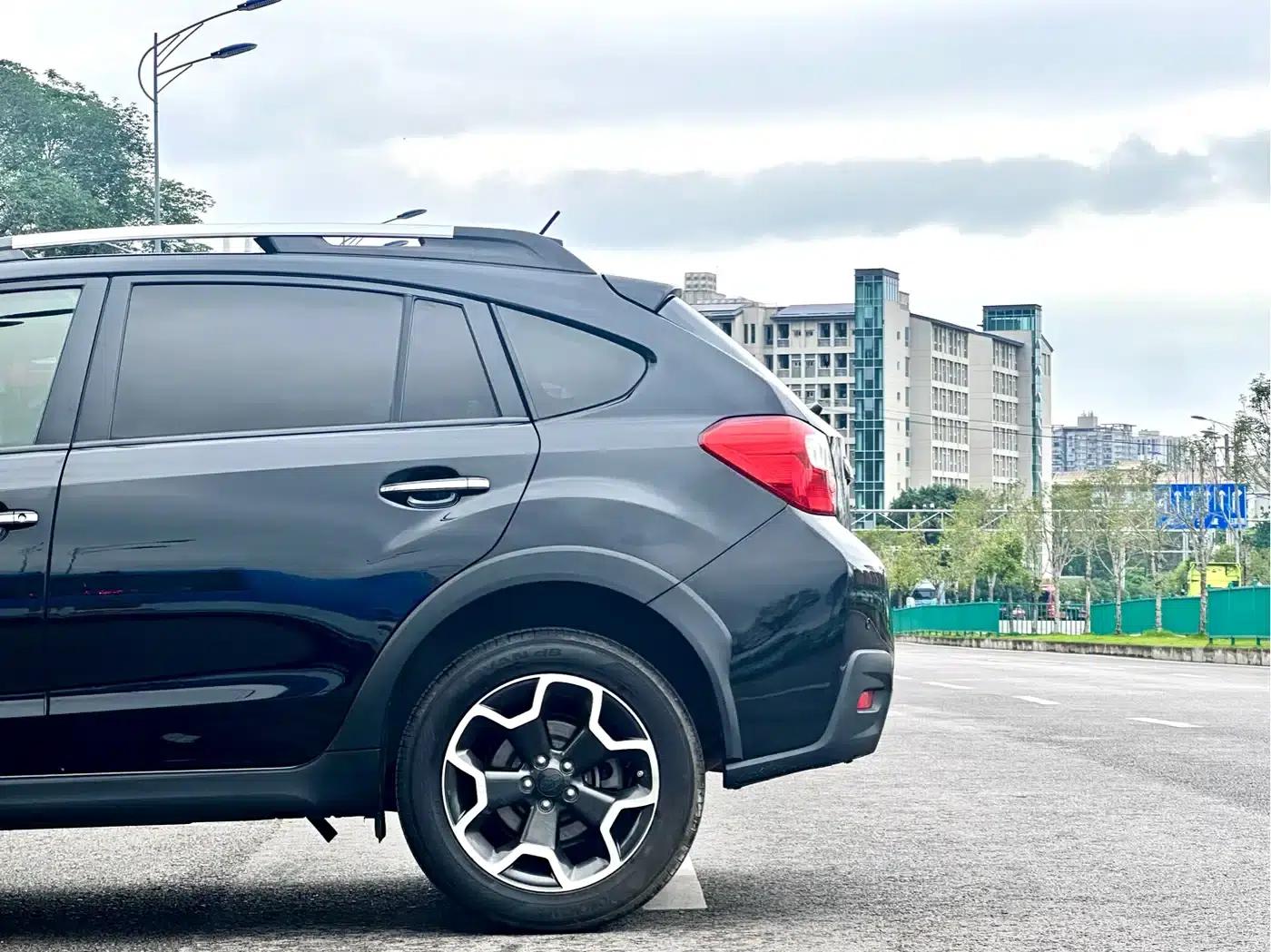 Subaru XV 2015 2.0i Elite Edition — миниатюра 10