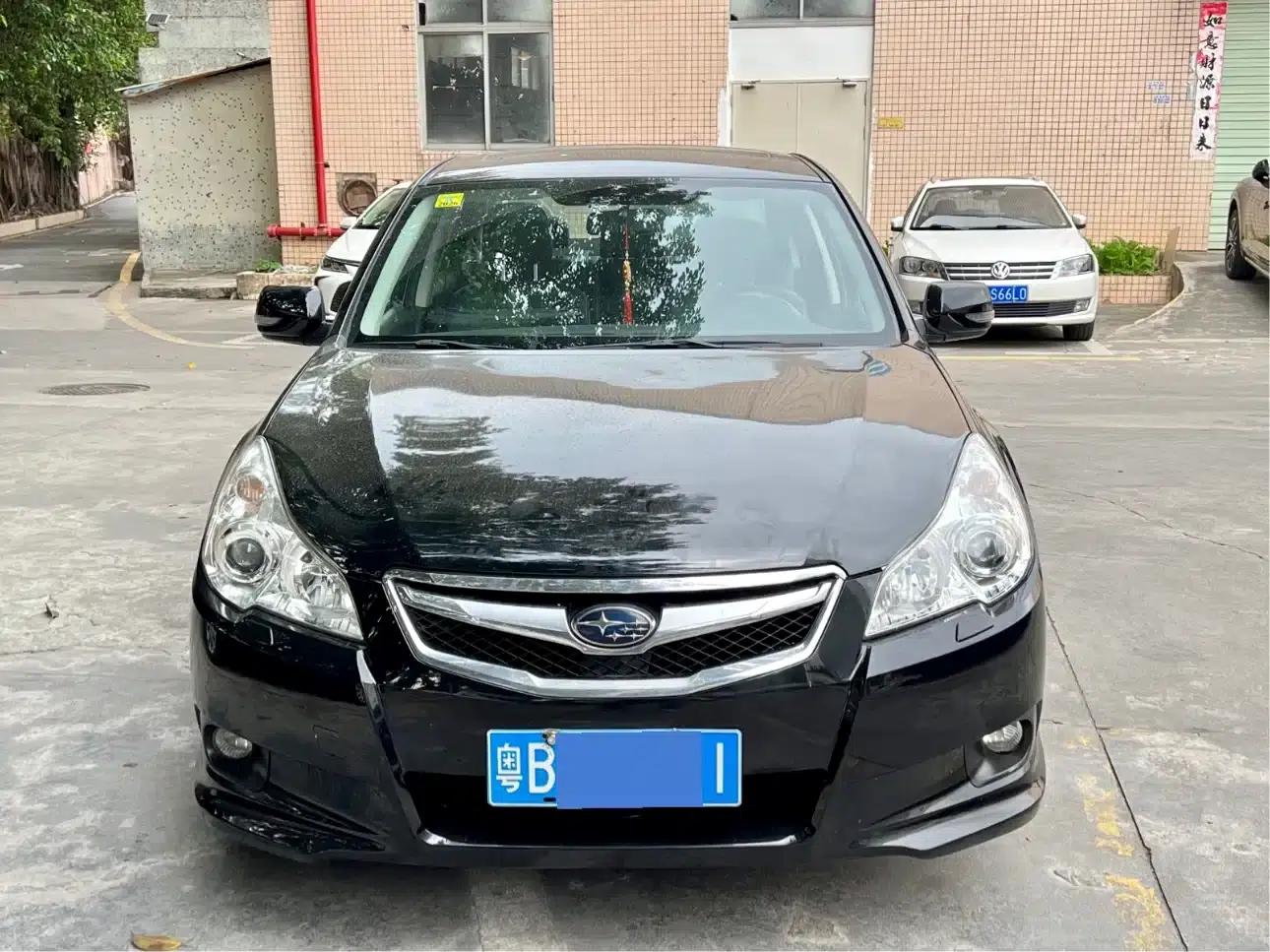 Legacy 2010 2.5i Luxury Edition — миниатюра 2