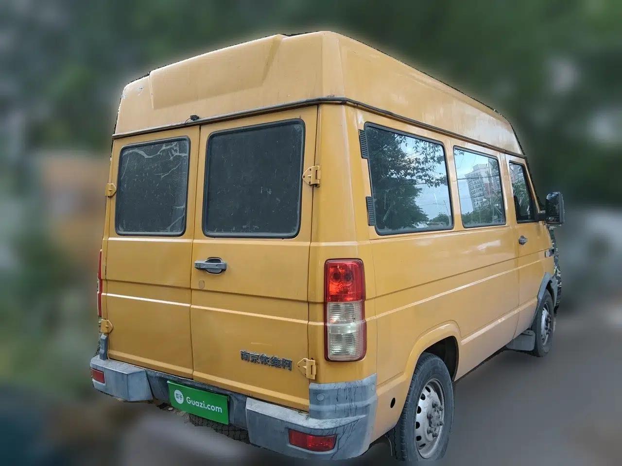 Iveco Daily  — миниатюра 6