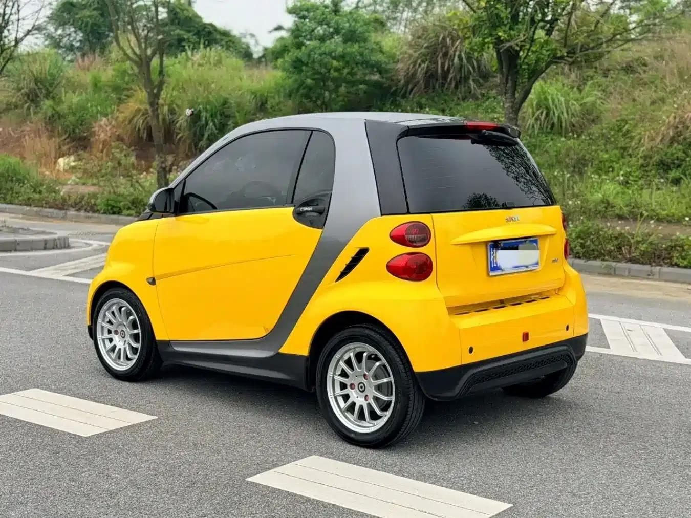 2012 Smart Fortwo 1.0 MHD Hardtop Standard Edition — миниатюра 4