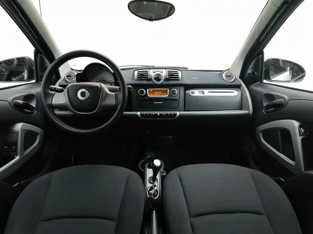 2012 Smart Fortwo 1.0 MHD Hardtop Comfort Edition — миниатюра 5