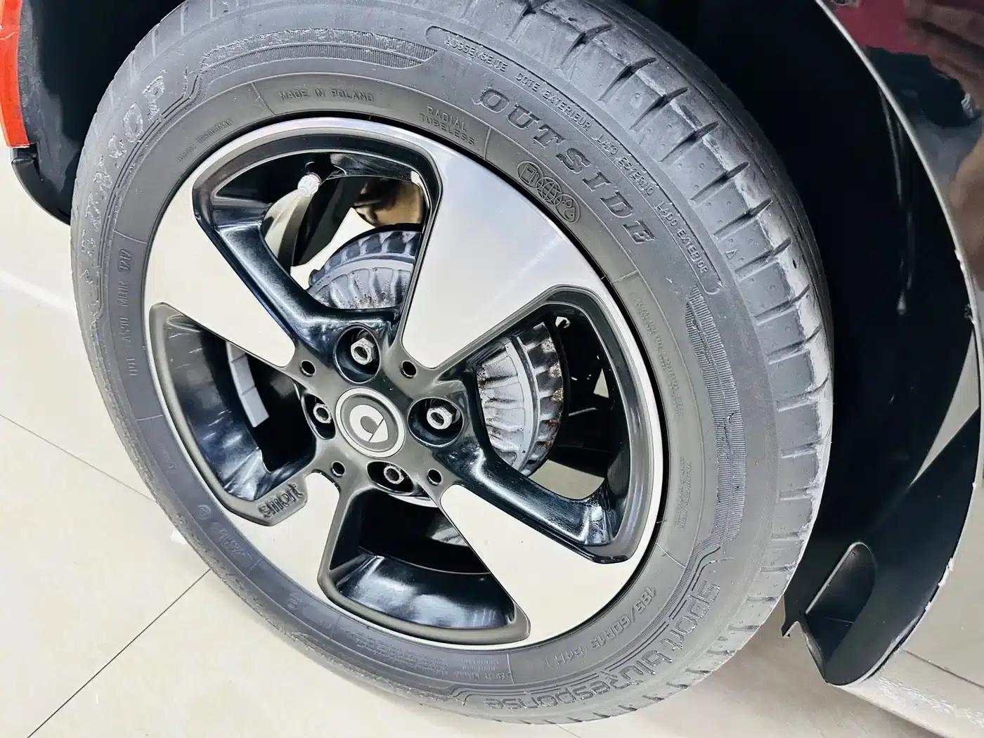2018 Smart Fortwo 1.0L 52kW Hardtop Passion Edition (National V Emission Standard) — миниатюра 11