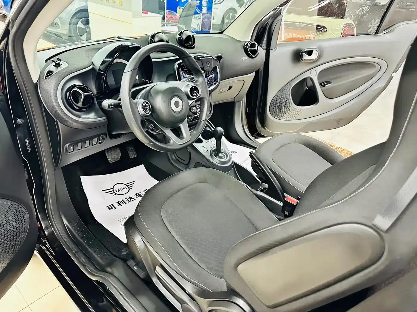 2018 Smart Fortwo 1.0L 52kW Hardtop Passion Edition (National V Emission Standard) — миниатюра 15