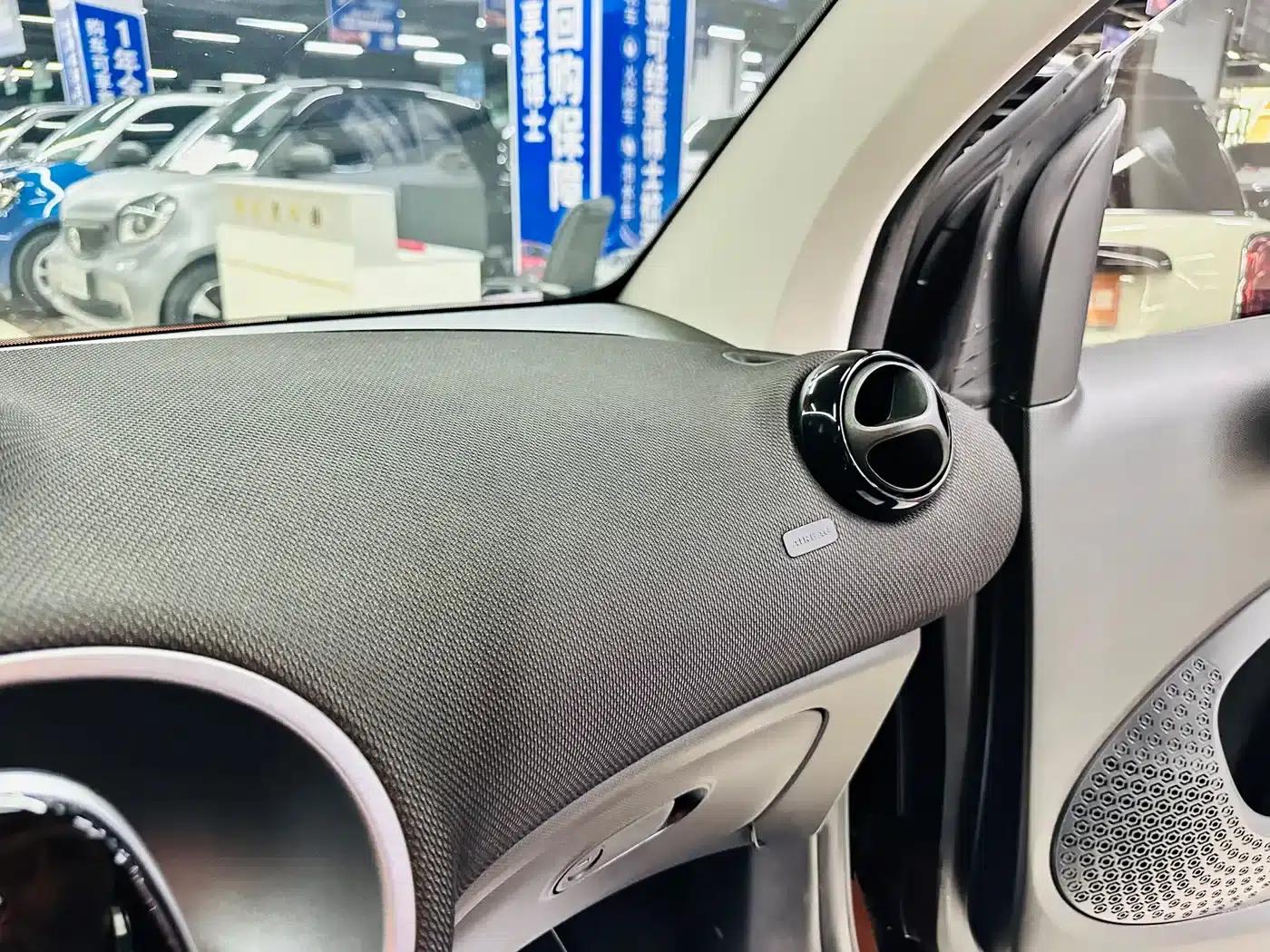 2018 Smart Fortwo 1.0L 52kW Hardtop Passion Edition (National V Emission Standard) — миниатюра 30