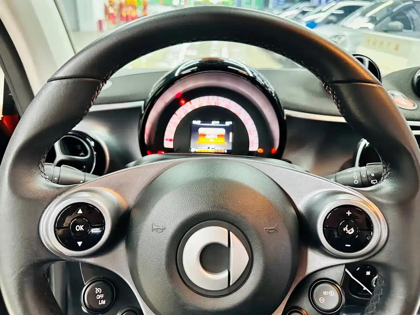 2018 Smart Fortwo 1.0L 52kW Hardtop Passion Edition (National V Emission Standard) — миниатюра 34