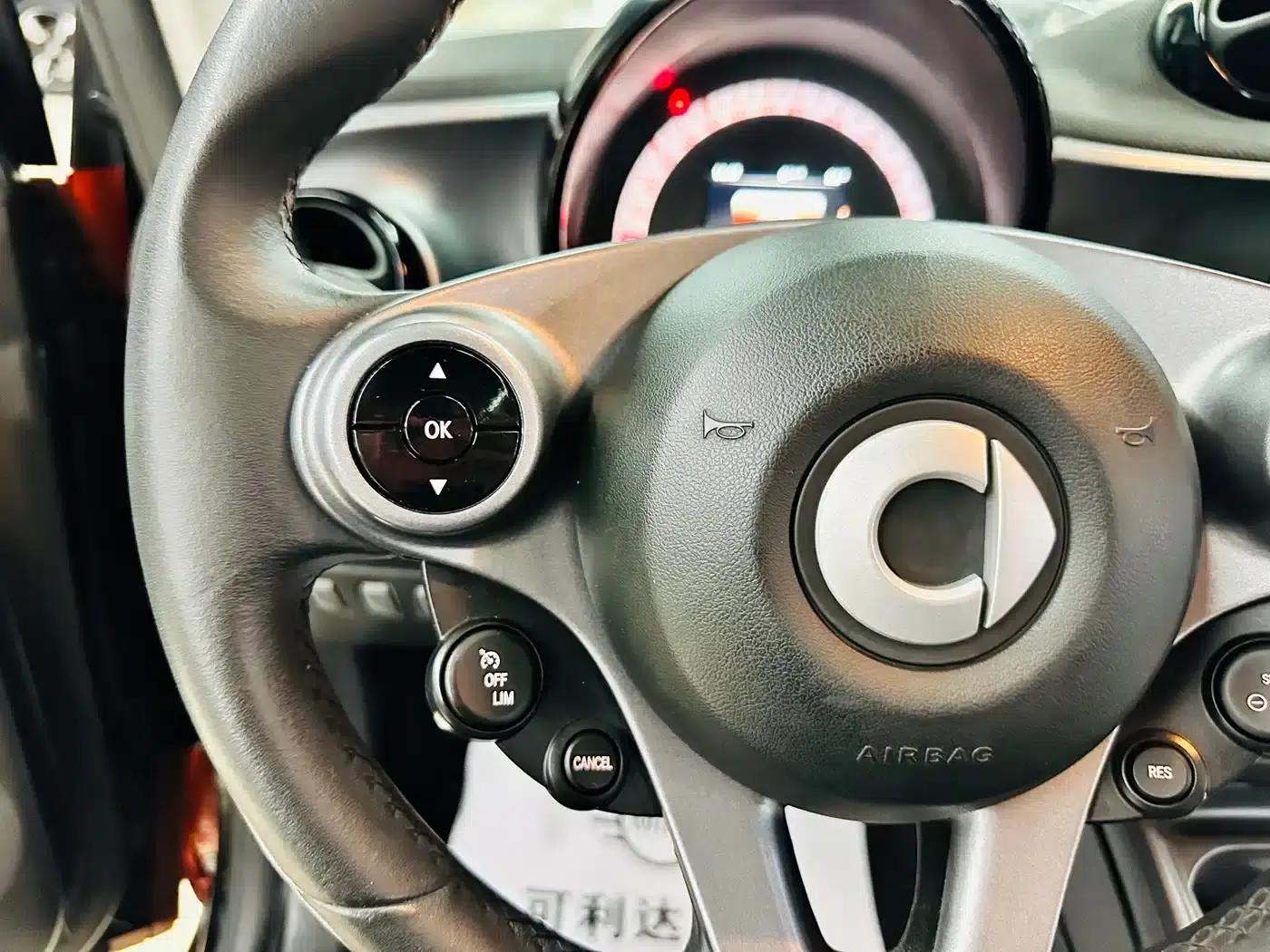 2018 Smart Fortwo 1.0L 52kW Hardtop Passion Edition (National V Emission Standard) — миниатюра 37