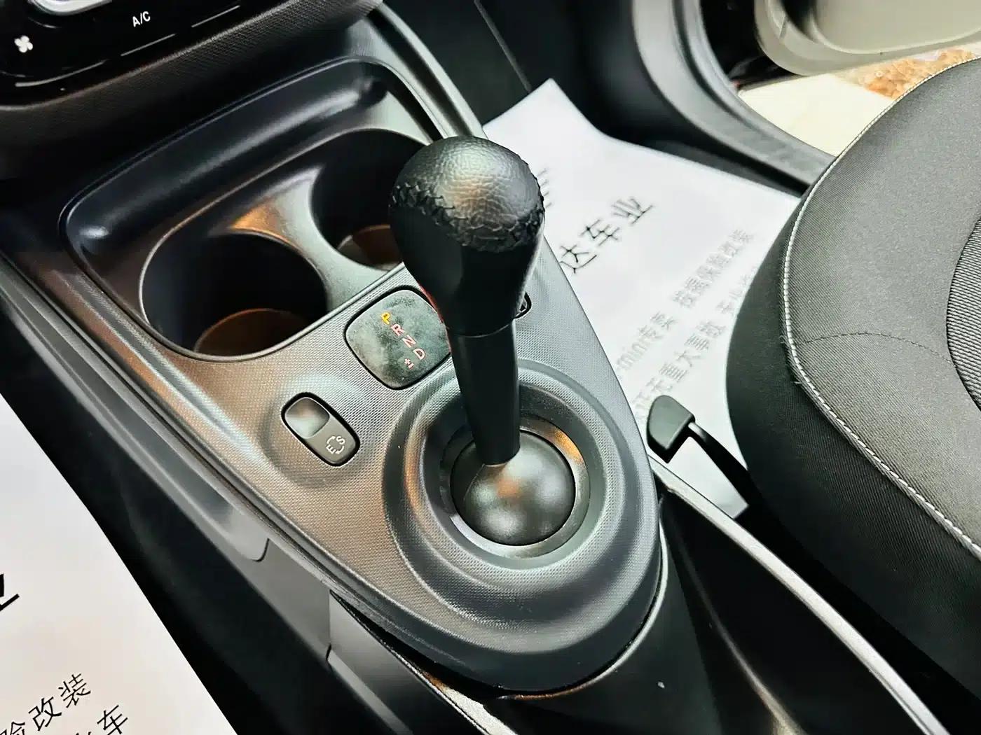 2018 Smart Fortwo 1.0L 52kW Hardtop Passion Edition (National V Emission Standard) — миниатюра 39