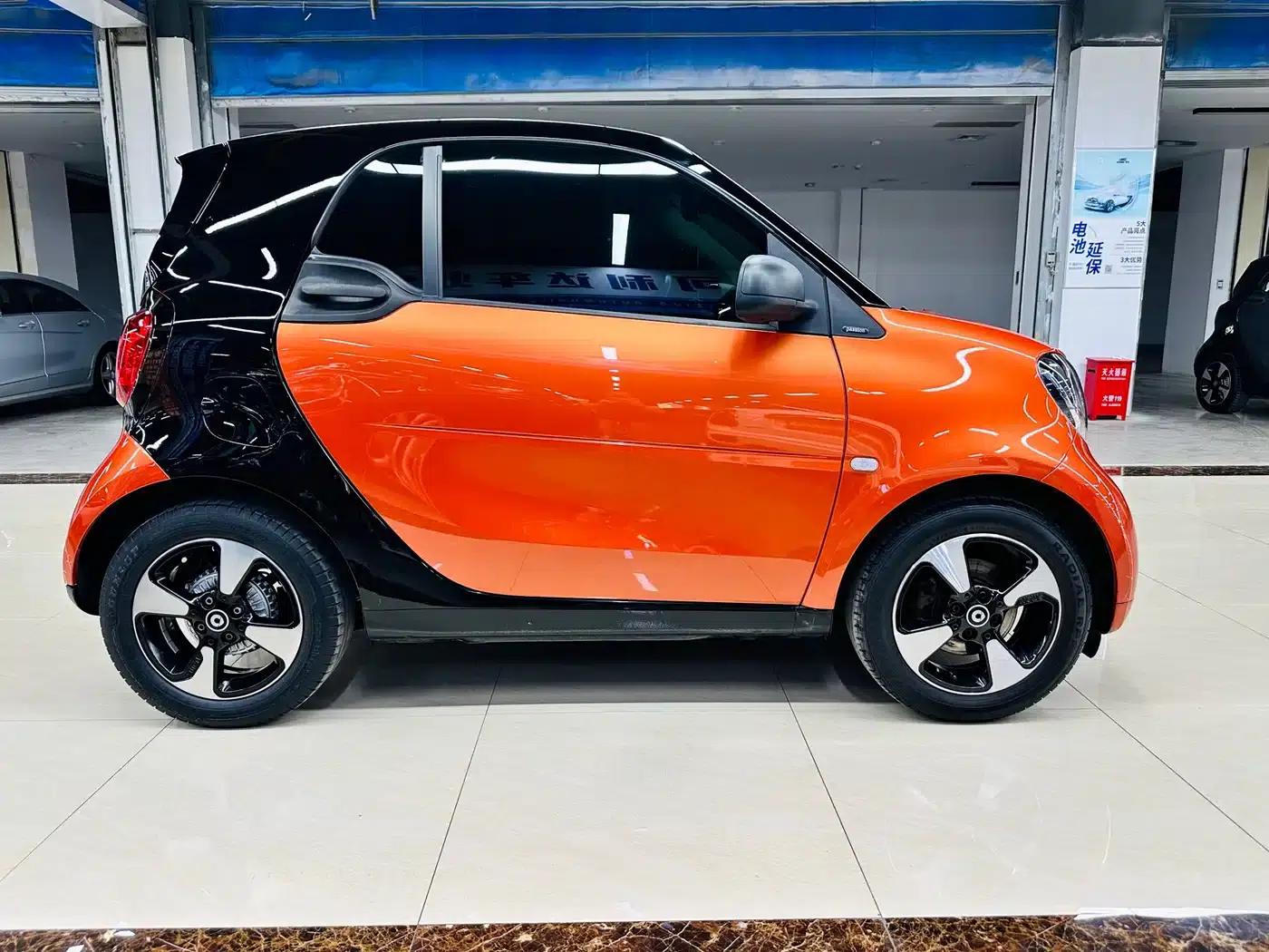 2018 Smart Fortwo 1.0L 52kW Hardtop Passion Edition (National V Emission Standard) — миниатюра 5