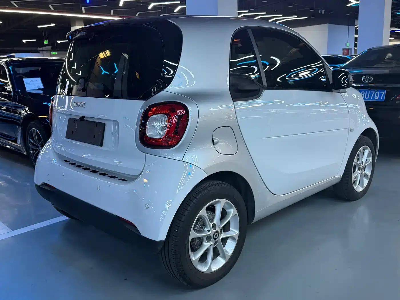 2018 Smart Fortwo 1.0L 52kW Hardtop Dynamic Edition (National V Emission Standard) — миниатюра 8