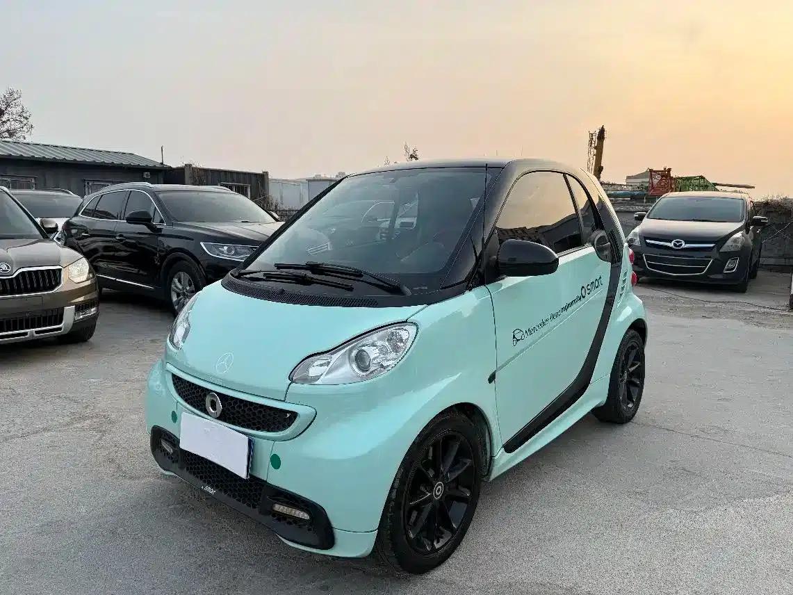 2012 Smart Fortwo 1.0 MHD Hardtop Passion Edition — миниатюра 1