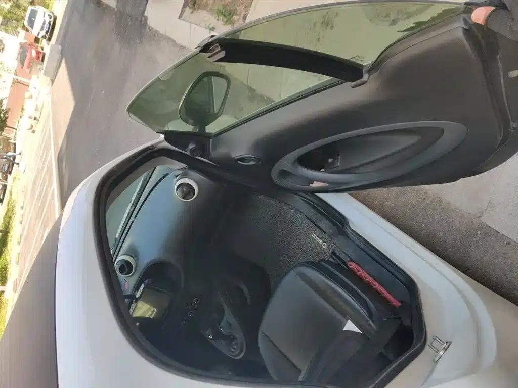 2015 Smart Fortwo 1.0L 52kW Hardtop Dynamic Edition — миниатюра 19