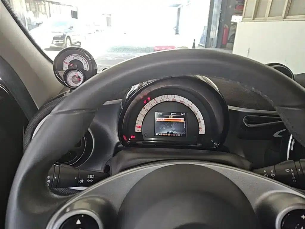 2016 Smart Forfour 0.9T 66kW Pioneer Edition — миниатюра 18