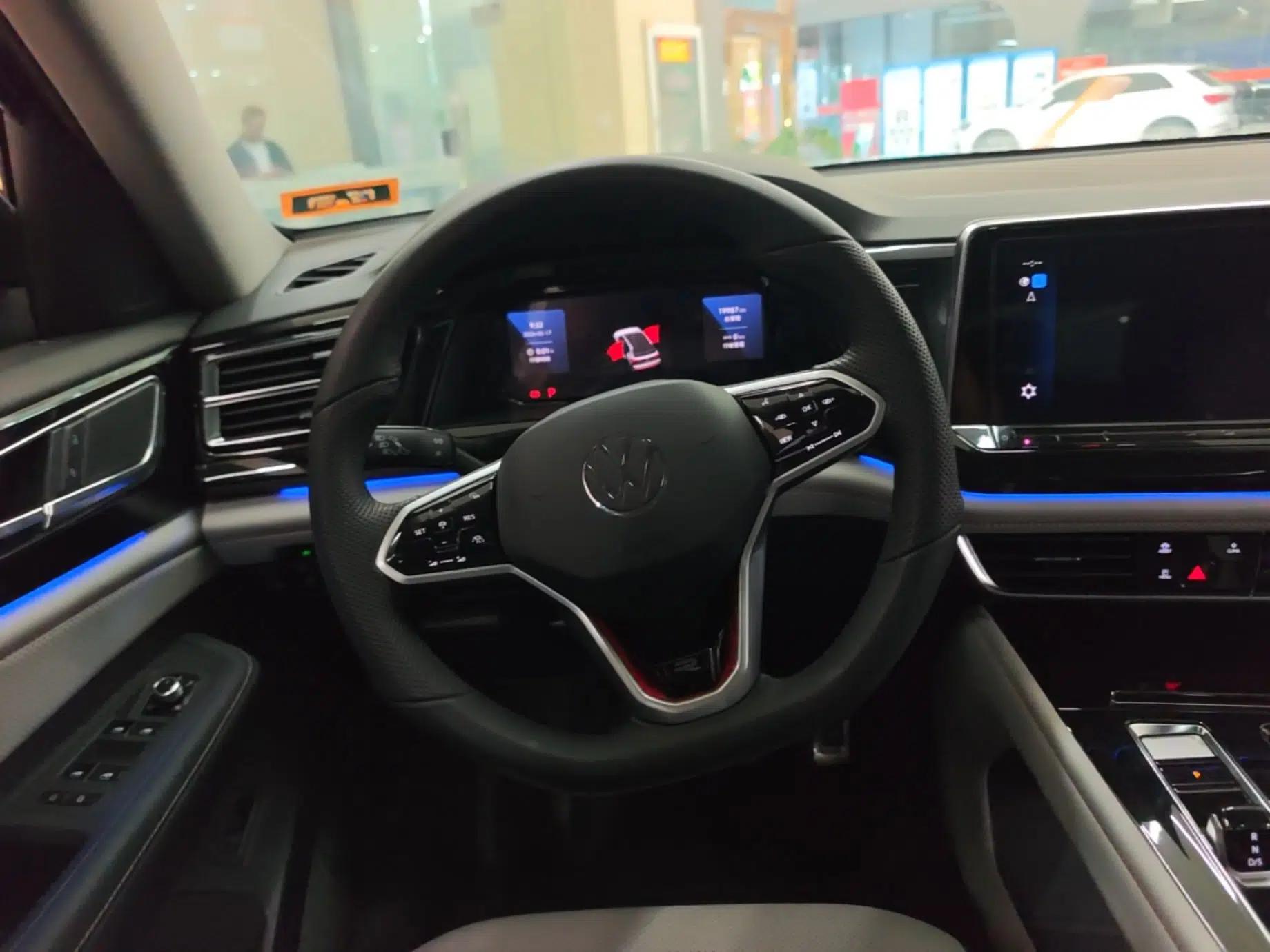 Volkswagen Teramont X 2023 380TSI Four-Wheel Drive Prestige Luxury Edition — миниатюра 14