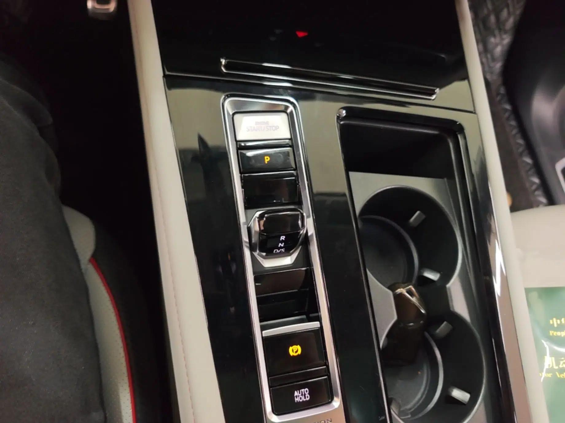 Volkswagen Teramont X 2023 380TSI Four-Wheel Drive Prestige Luxury Edition — миниатюра 17