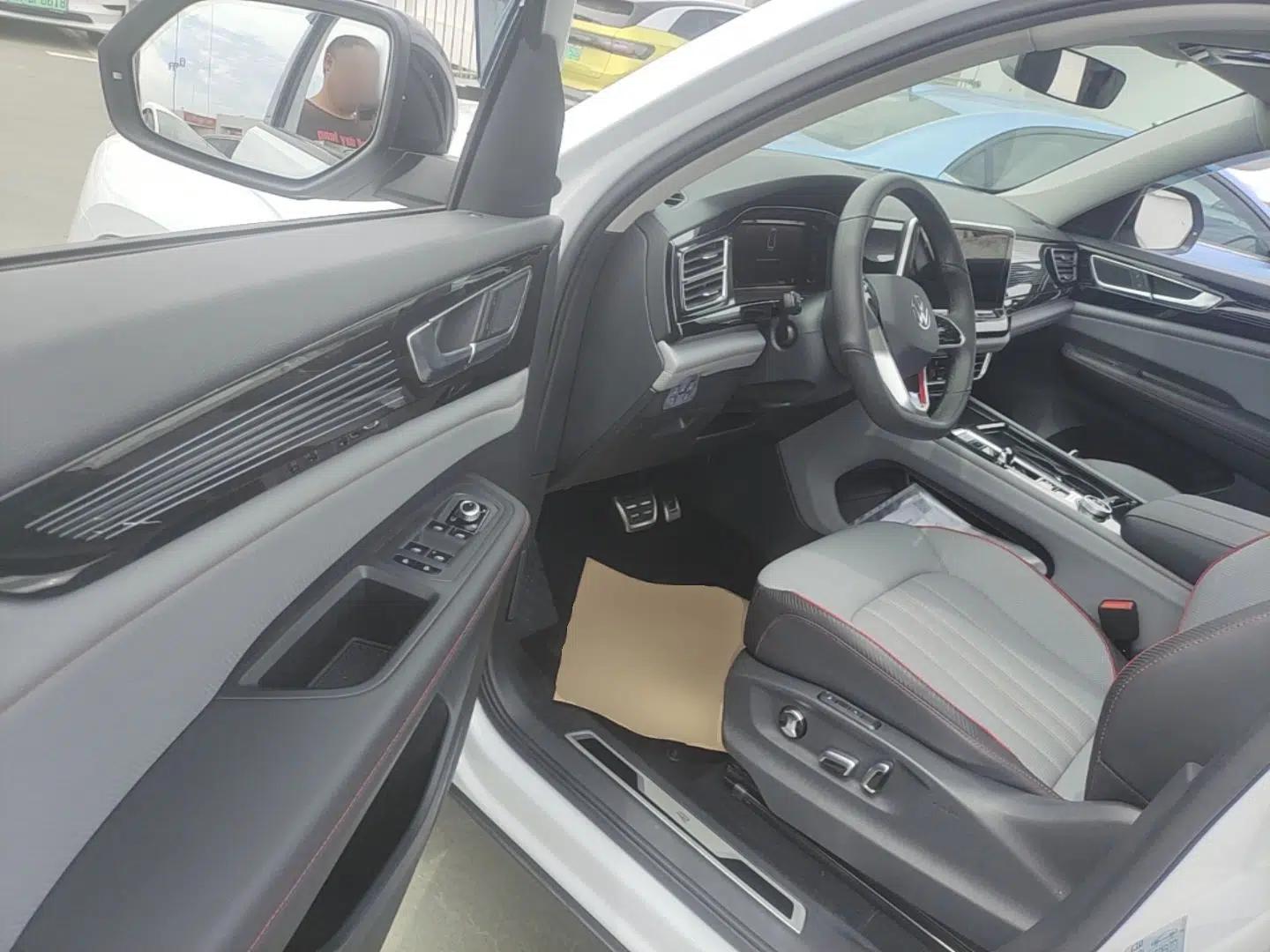 Volkswagen Teramont X 2023 380TSI Four-Wheel Drive Prestige Luxury Edition — миниатюра 19