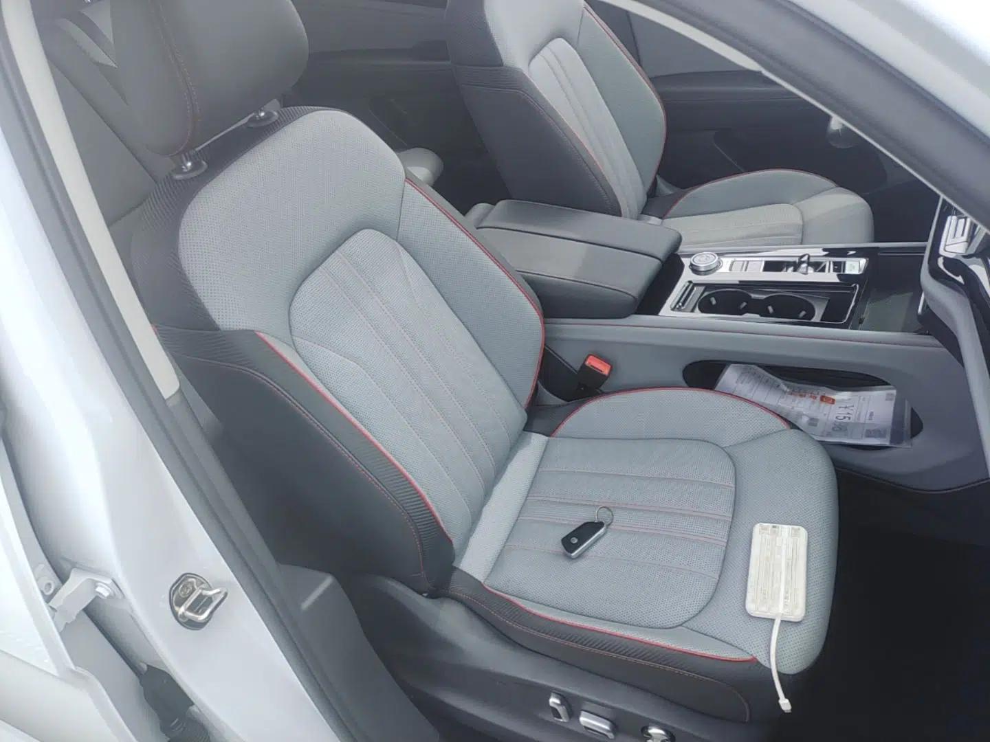 Volkswagen Teramont X 2023 380TSI Four-Wheel Drive Prestige Luxury Edition — миниатюра 23