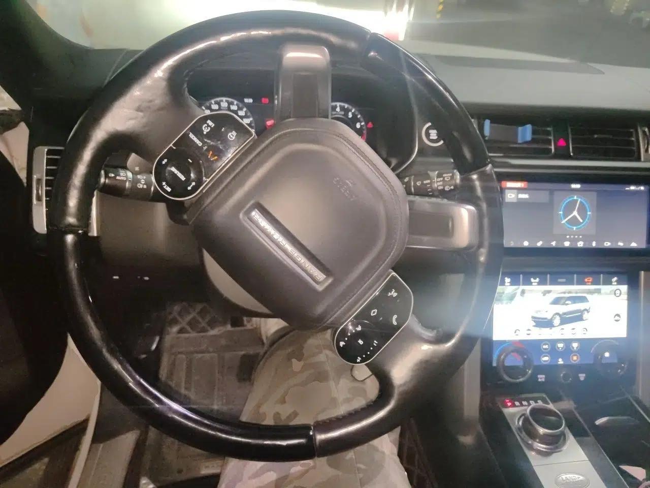 Land Rover Range Vogue  — миниатюра 11