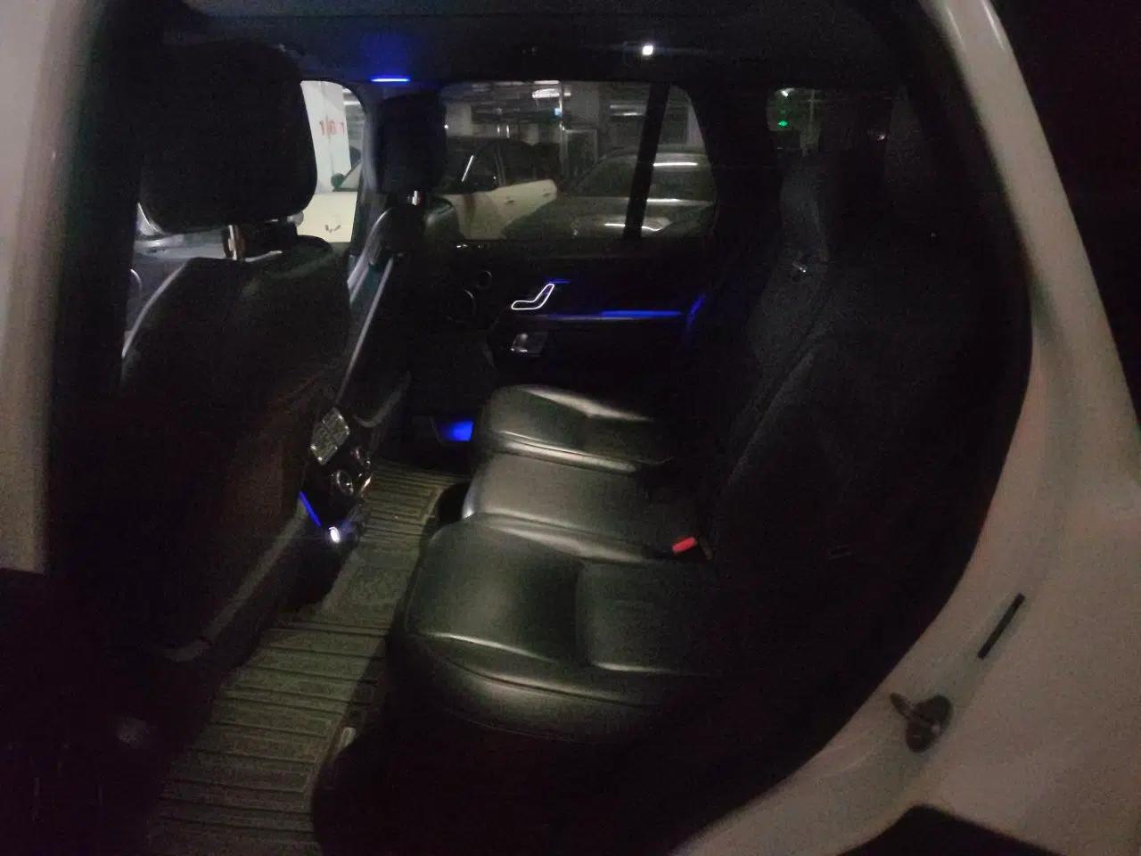 Land Rover Range Vogue  — миниатюра 18