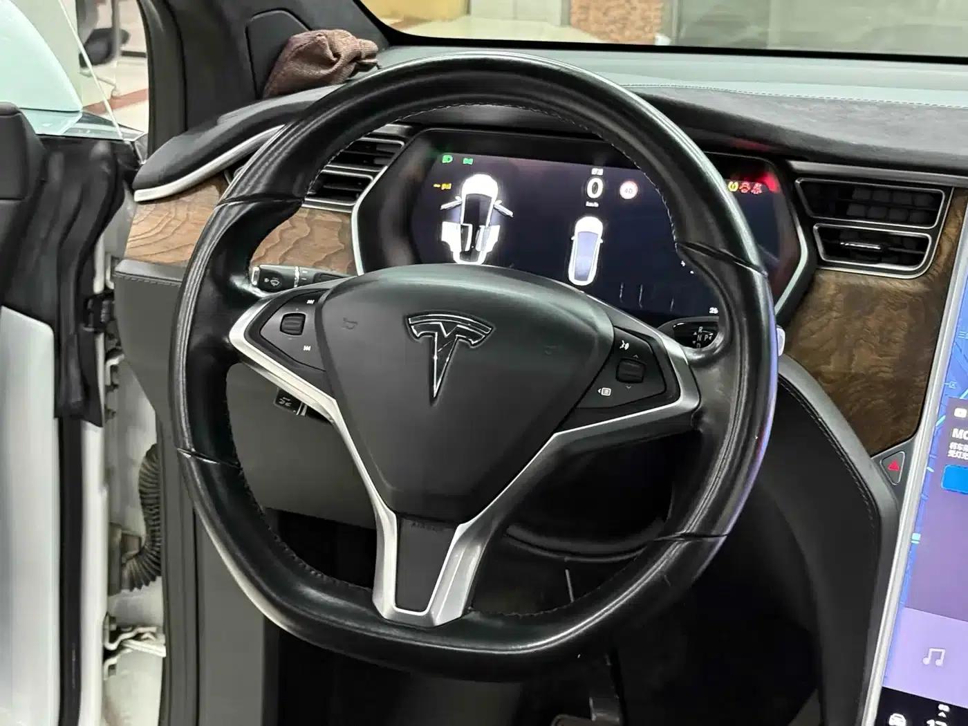 2016 Model X 75D — миниатюра 15