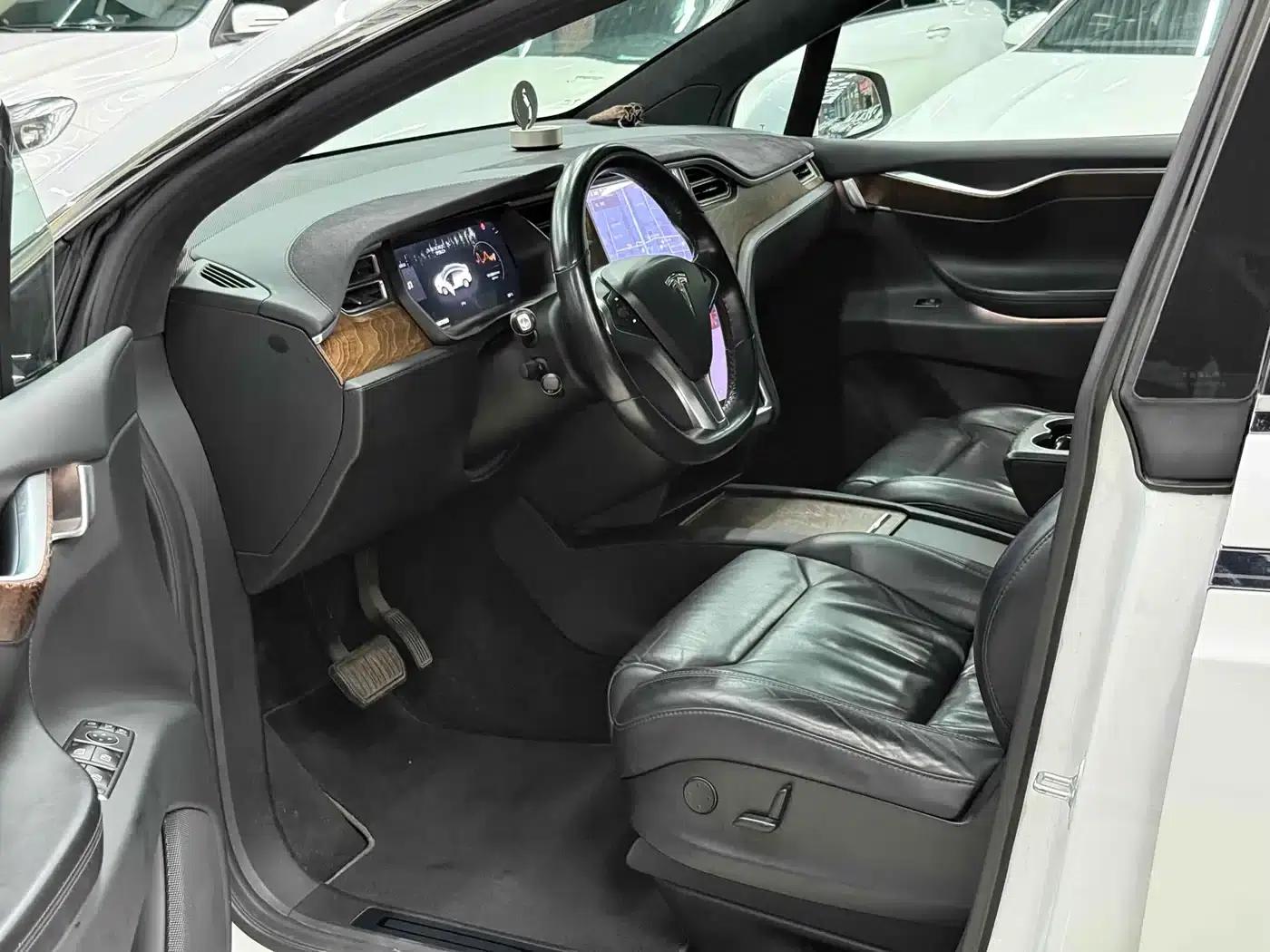 2016 Model X 75D — миниатюра 16